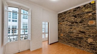Piso en venta en Centro en Ferrol