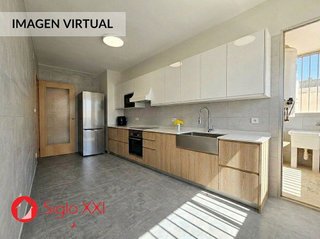Piso en venta en Piscinas en Villarreal