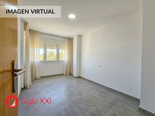 Piso en venta en Piscinas en Villarreal