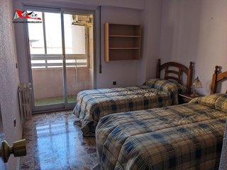 Piso en venta en Santa Cruz - Industria - Polígono Campollano en Albacete