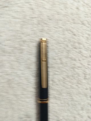 Bolígrafo Montblanc con clip