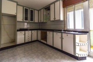 Piso en venta en Poio