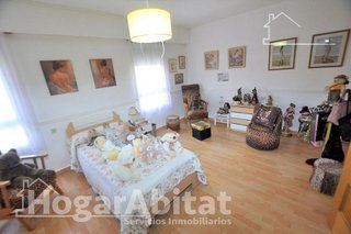 Piso en venta en La Llum en Valencia
