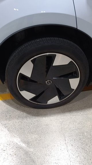 Volvo EX30 2024