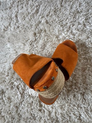 Zancos Zara Beige y Naranja