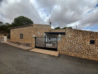 Casa rural en venta en Yecla