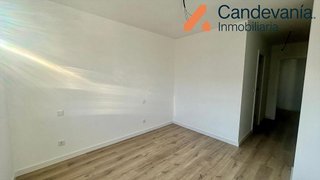 Casa adosada en venta en Zuera