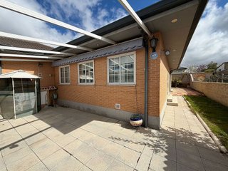 Casa pareada en venta en Polígono - Carrefour en Ávila