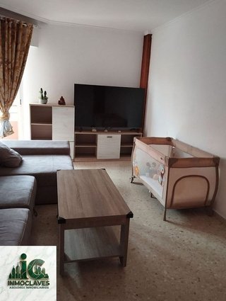 Casa adosada en venta en La Granja-La Colina-Los Pastores en Algeciras