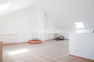 Casa adosada en venta en Las Lomas en Seseña