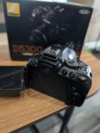 Nikon D5300 Kit Completo + Accesorios