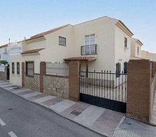 Casa adosada en venta en Roquetas Centro en Roquetas de Mar
