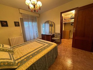 Casa adosada en venta en Zuera