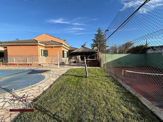 Chalet en venta en Ctra de Sevilla - Ronda sur en Badajoz