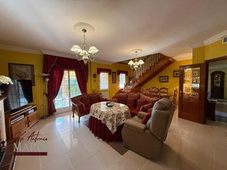 Chalet en venta en Ctra de Sevilla - Ronda sur en Badajoz