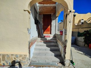 Casa adosada en venta en San Miguel de Salinas