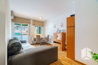 Piso en venta en El Castell-Poble Vell en Castelldefels