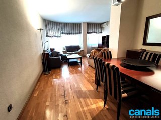 Piso en venta en Centre - Cordelles en Cerdanyola del Vallès