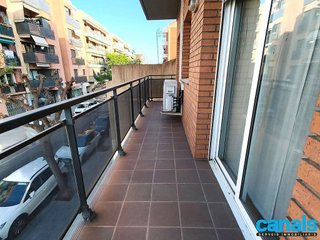 Piso en venta en Centre - Cordelles en Cerdanyola del Vallès