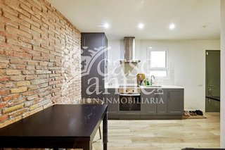 Piso en venta en El Raval en Barcelona