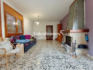 Casa en venta en Corbera de Llobregat