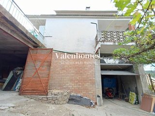 Casa en venta en Corbera de Llobregat