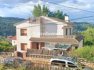 Casa en venta en Corbera de Llobregat