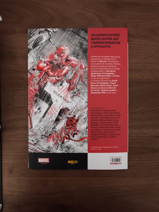 Marvel Zombies: Blanco, Negro Y Sangre