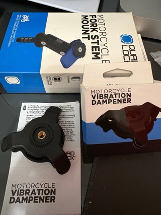 Quad Lock Funda iPhone 16 Plus + Soporte Moto usbc