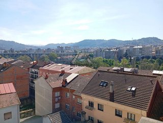 Piso en venta en A Ponte en Ourense