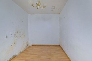 Piso en venta en Valdeacederas en Madrid