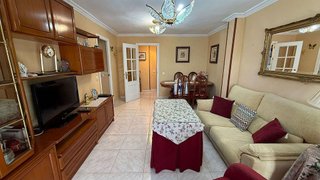Piso en venta en Cruz Roja en Sevilla