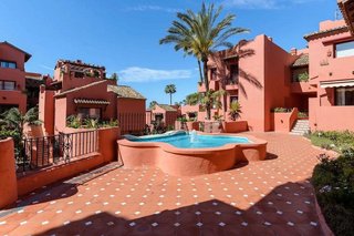 Piso en venta en Elviria en Marbella