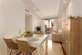Piso en venta en Elviria en Marbella