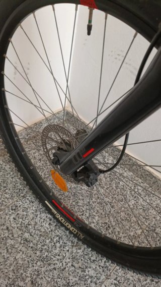 Bicicleta XL Roja Poco Uso