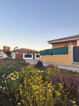 Chalet en venta en Urbanizaciones en Llíria