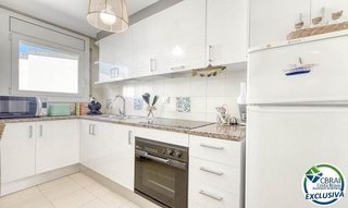 Piso en venta en Port Esportiu - Puig Rom - Canyelles en Roses
