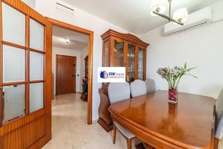 Piso en venta en Colores - Entreparques en Sevilla