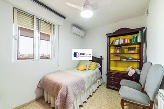 Piso en venta en Colores - Entreparques en Sevilla