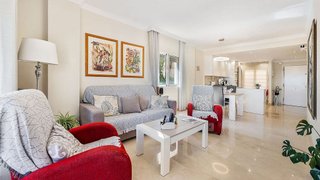 Dúplex en venta en Elviria en Marbella