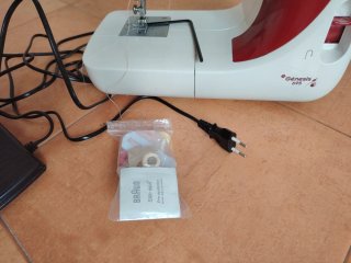 Máquina de coser Jata Génesis 695