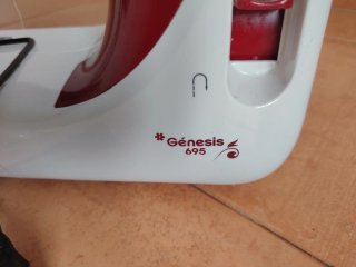 Máquina de coser Jata Génesis 695