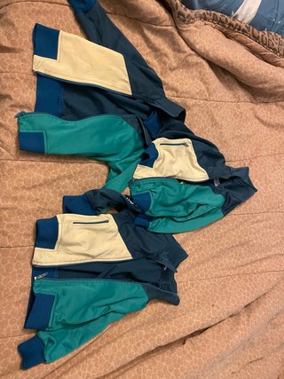 3 Chaquetas colegio Artica