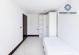 Piso en venta en Barrio de Zaidín en Granada