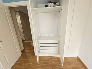 Piso en venta en Portillejo - Valdegastea en Logroño