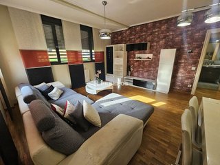 Piso en venta en Portillejo - Valdegastea en Logroño