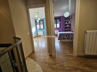 Piso en venta en Portillejo - Valdegastea en Logroño