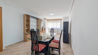 Piso en venta en Centro en Santa Pola