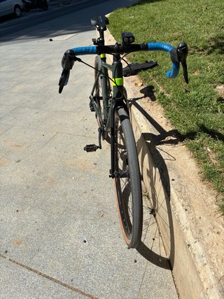 Bicicleta Gravel Triban GRVL 120