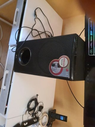 Barra de Sonido LG 300W
